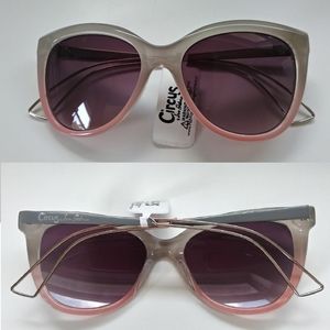 NWT CIRCUS SUNGLASSES  EYEWEAR ACCESSORY